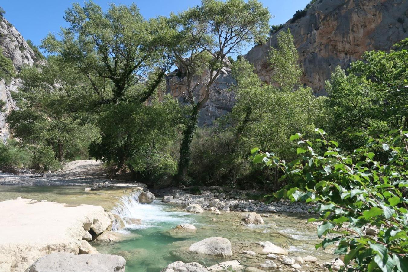 La Terrasse D'Olea, Au Coeur Du Village Buis-les-Baronnies Εξωτερικό φωτογραφία